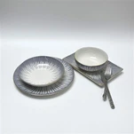 Ensemble de vaisselle de ferme en porcelaine plaqué or